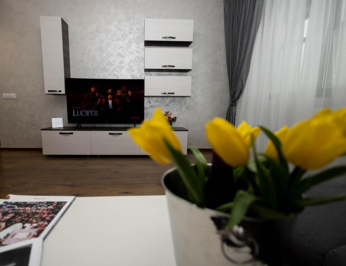 Central Apartament 4 Apartment Iasi Exterior photo