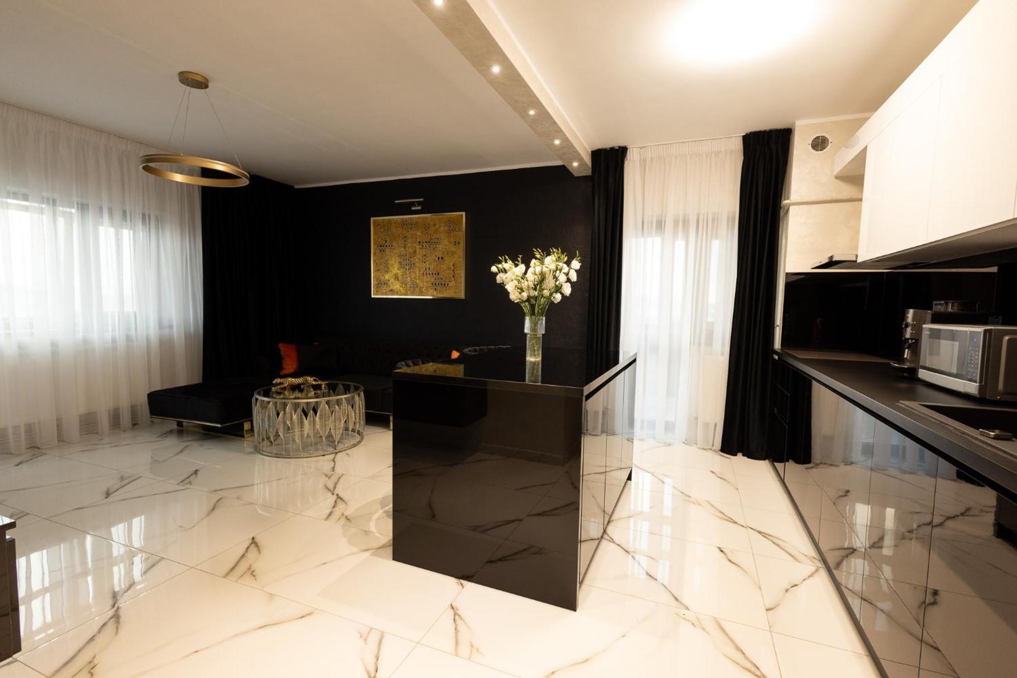 Central Apartament 4 Apartment Iasi Exterior photo
